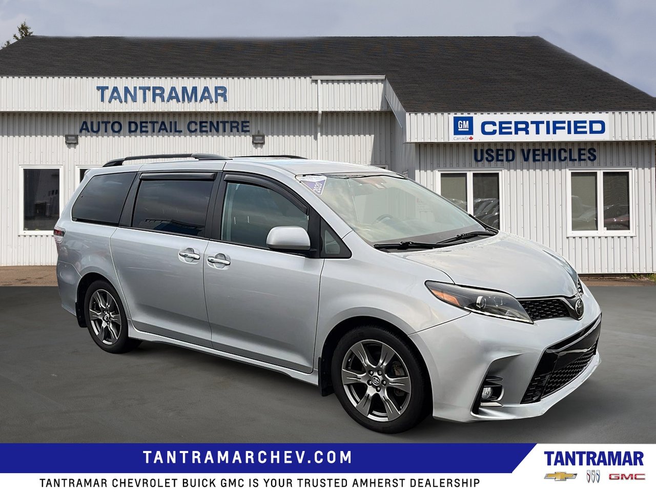 2020 Toyota Sienna SE-6