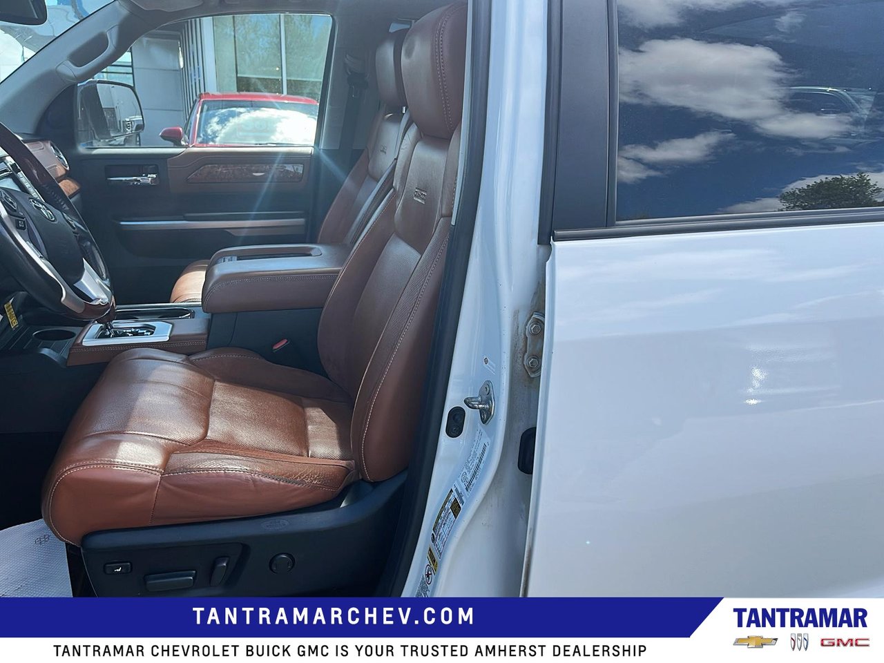 2017 Toyota Tundra Platinum-12