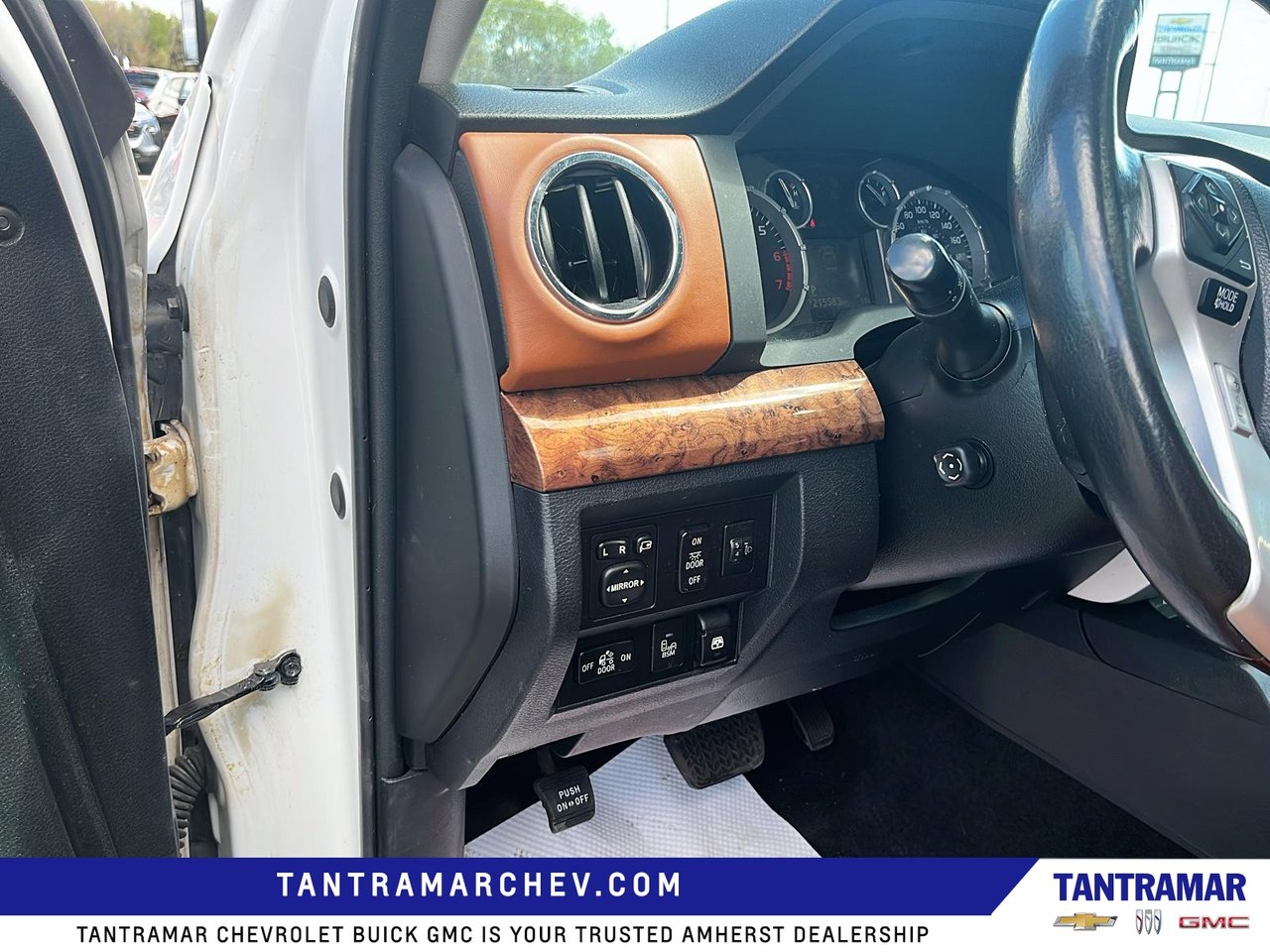 2017 Toyota Tundra Platinum-11