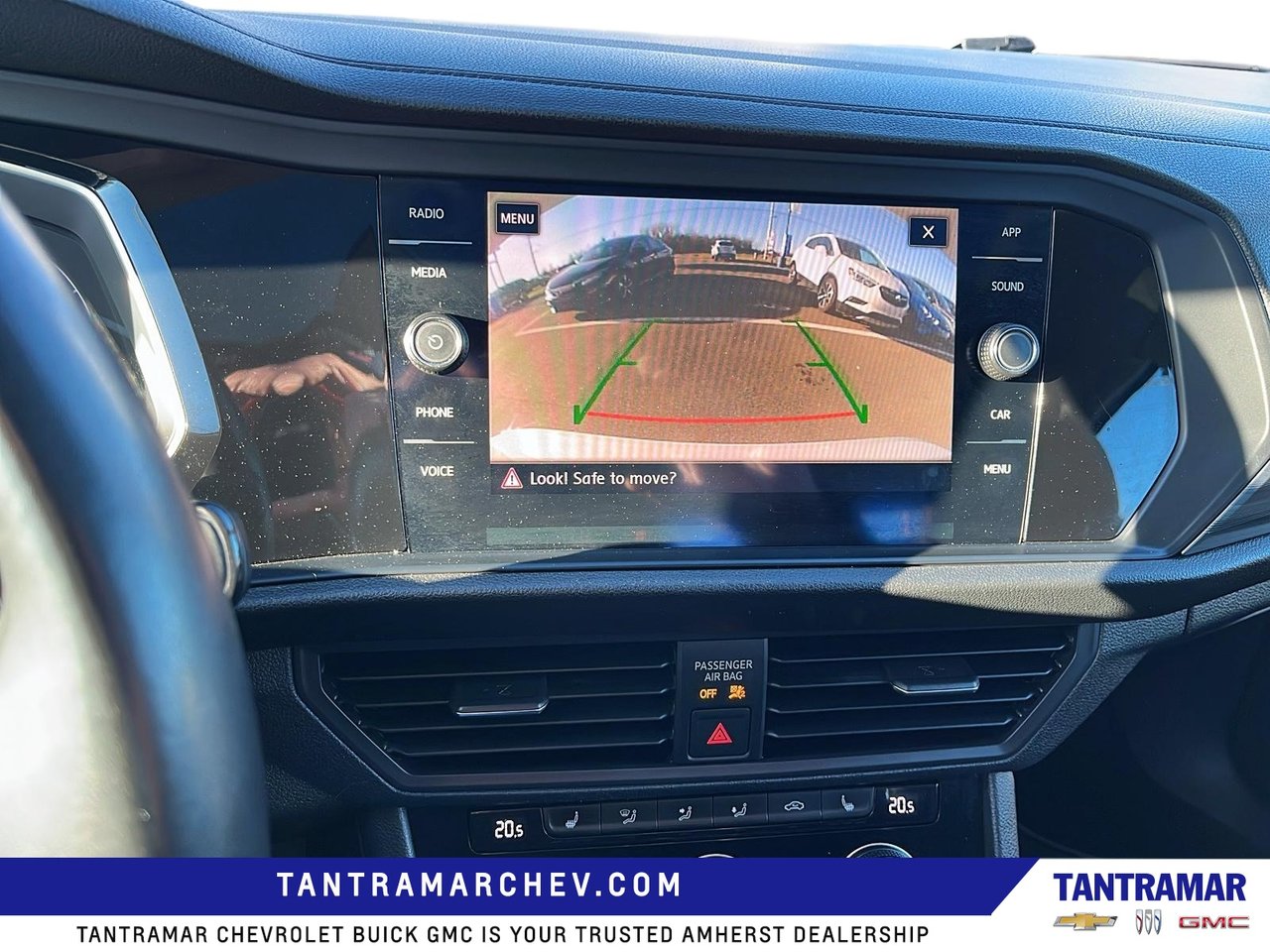 2019 Volkswagen Jetta Highline-17