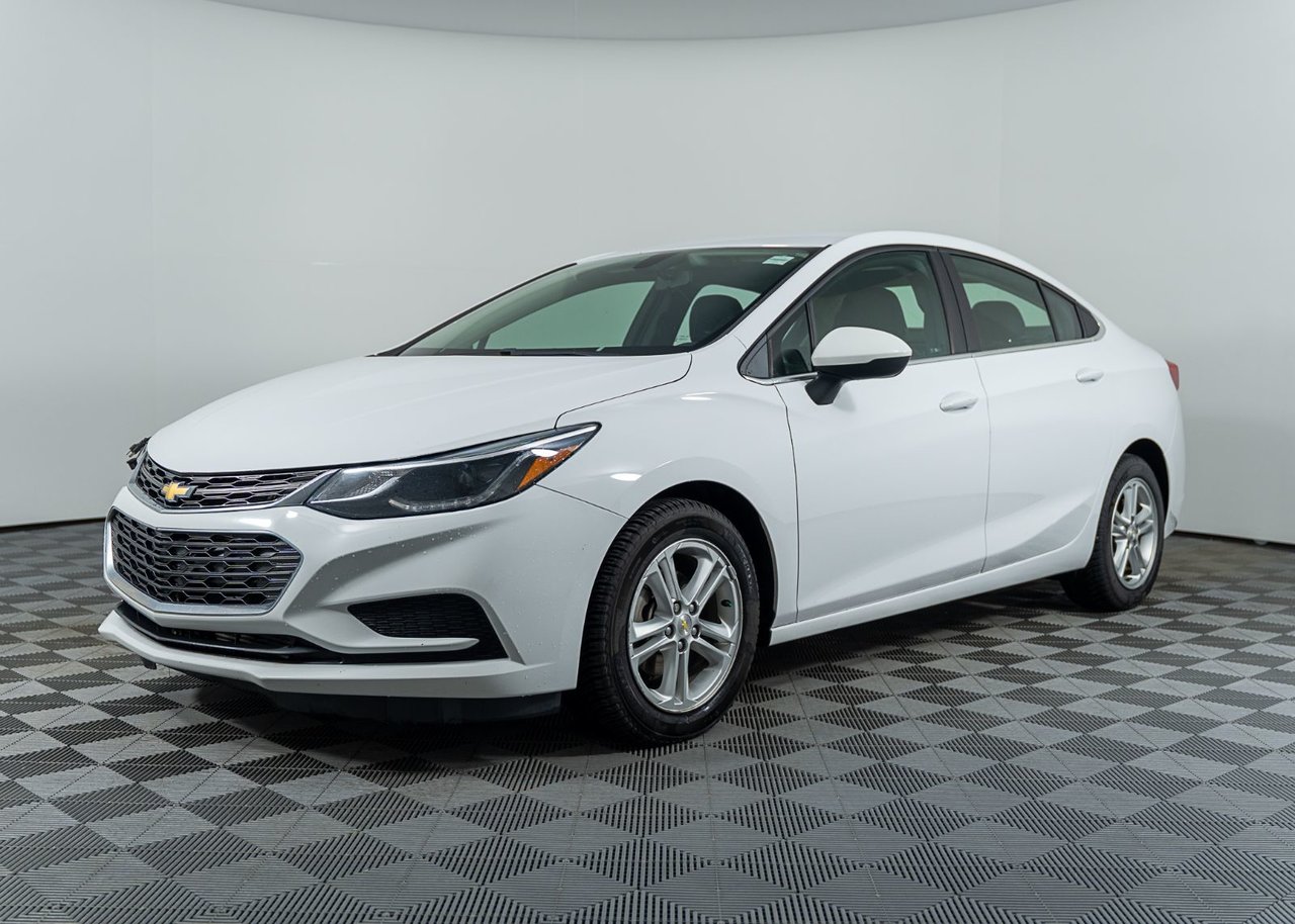 2018 Chevrolet Cruze LT Sedan FWD