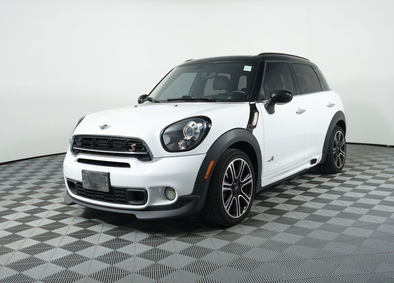 White 2016 MINI Countryman SUV / Crossover All-Wheel Drive