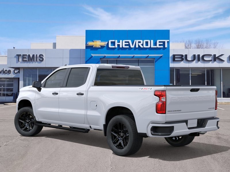 Chevrolet Silverado 1500 LTD 2026