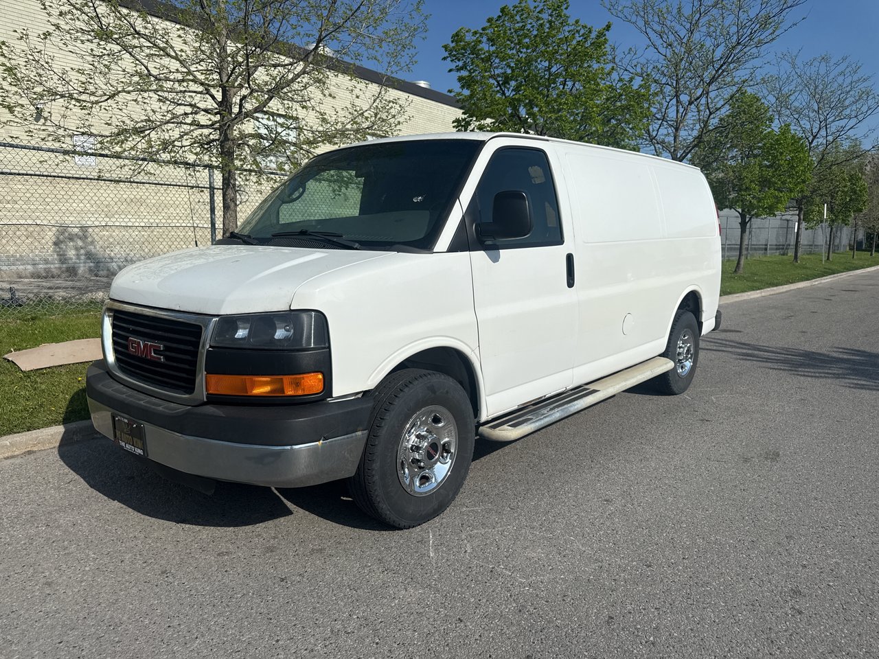2015 GMC Savana Cargo 2500 RWD