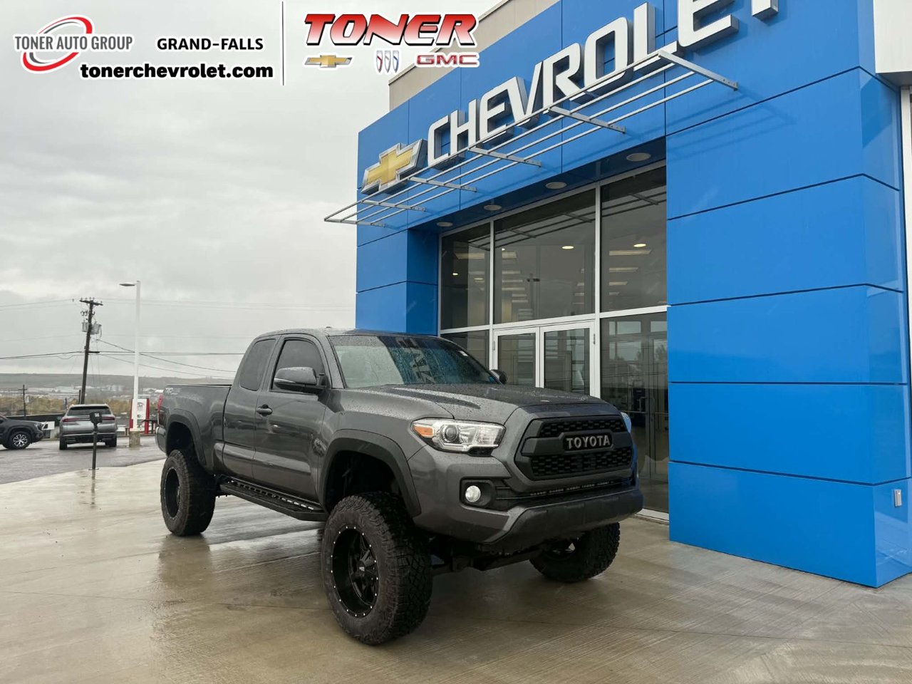 Gray (Magnetic Grey Metallic) 2017 Toyota Tacoma Pickup Truck