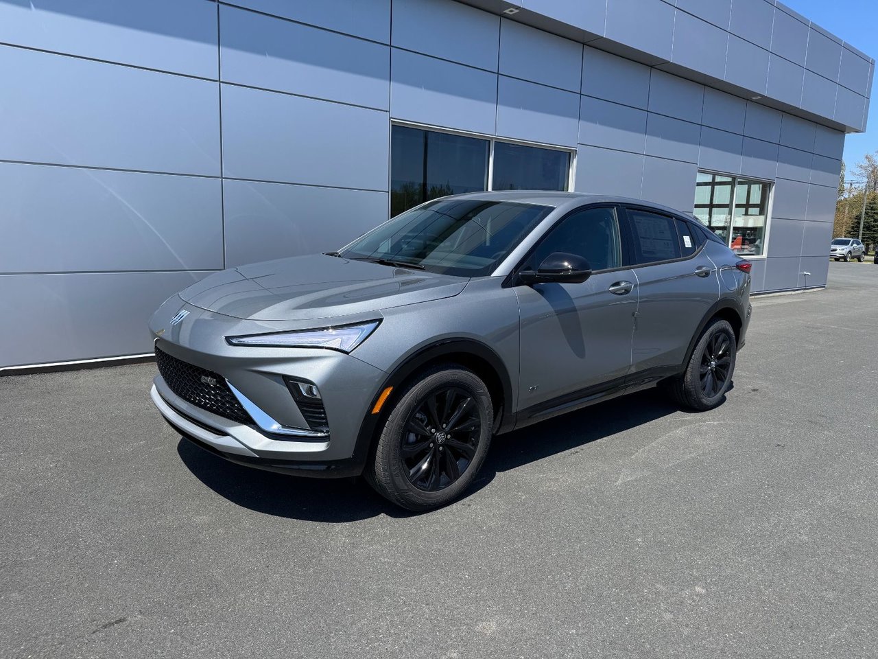 Gray (Moonstone Grey Metallic) 2026 Buick Envista Sport Touring FWD SUV / Crossover Front-Wheel Drive Automatic