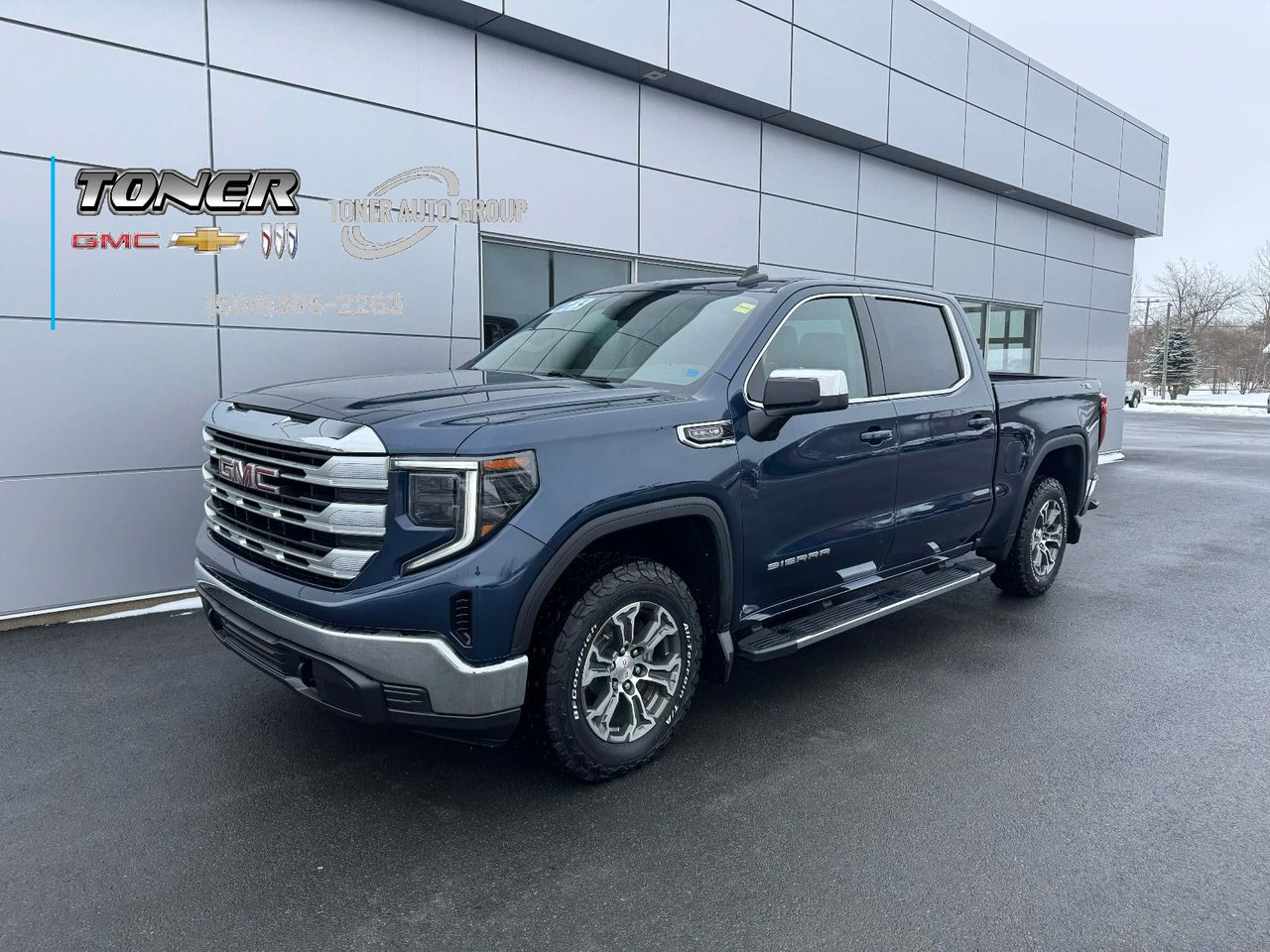 2023 GMC Sierra 1500 SLE Crew Cab 4WD