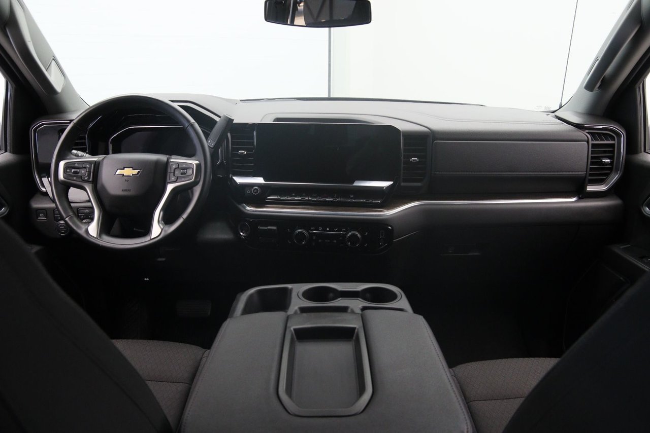 Chevrolet Silverado 1500 LT 2025-9