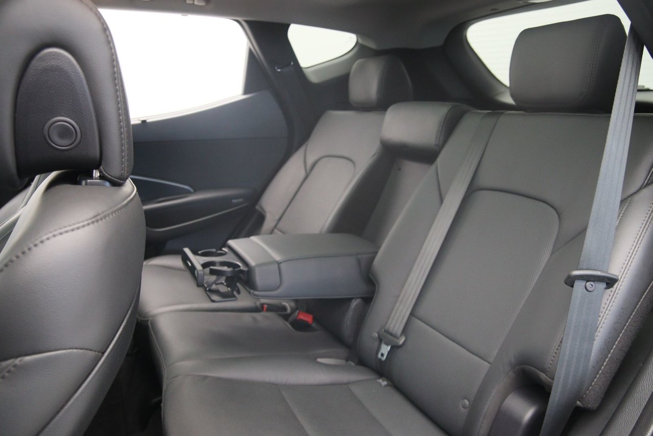 Hyundai Santa Fe Sport SE 2018-8