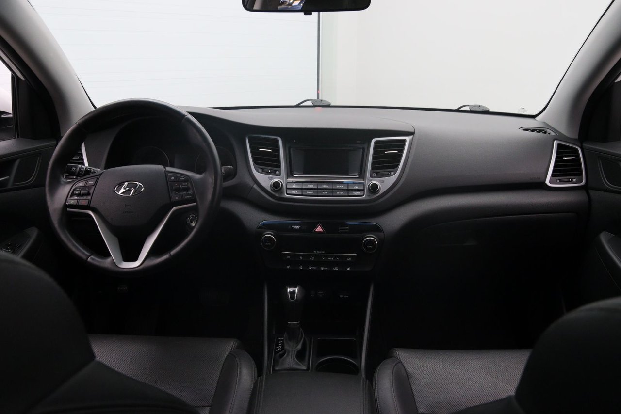 Hyundai Tucson SE 2017-10