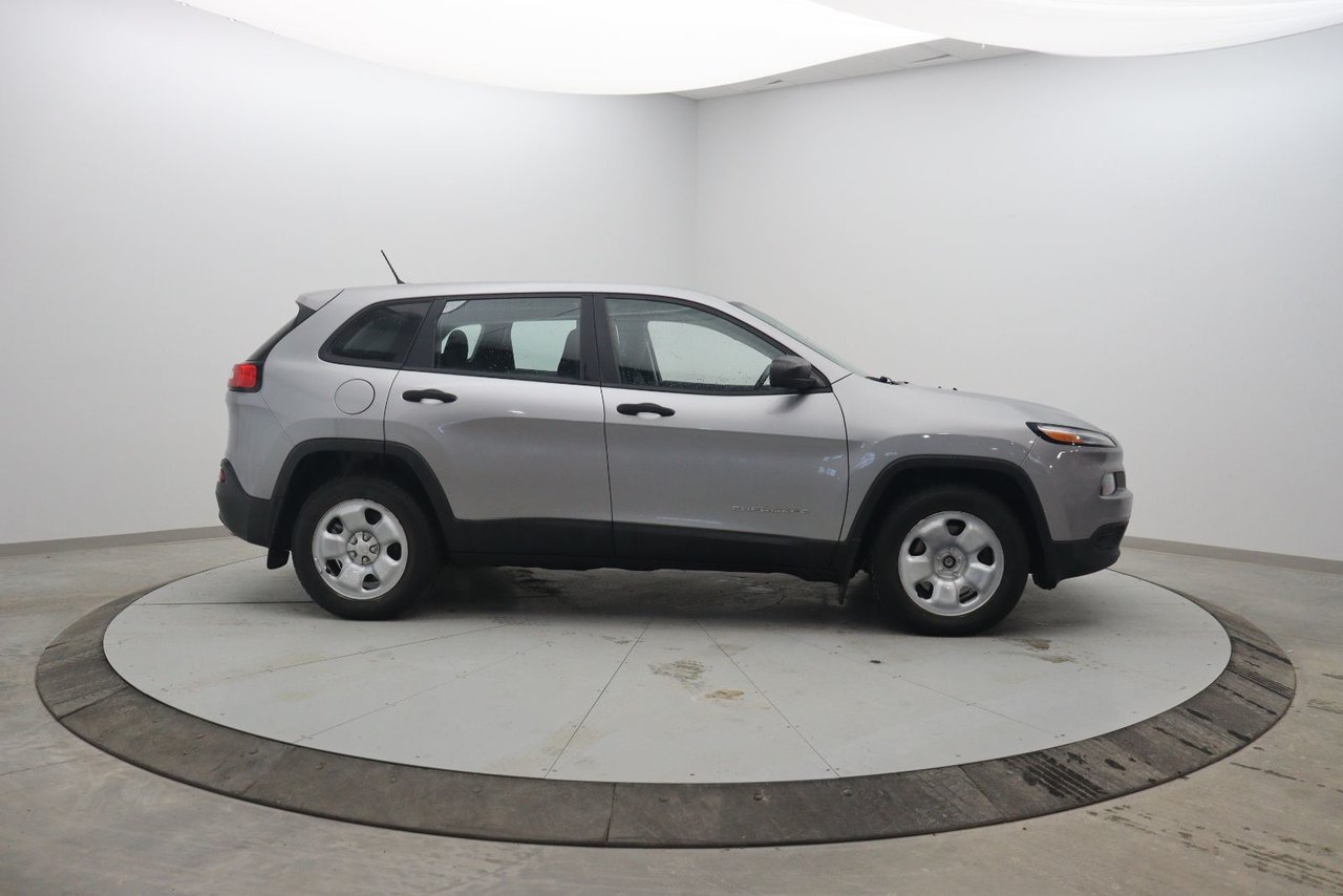 Jeep Cherokee Sport 2015-2