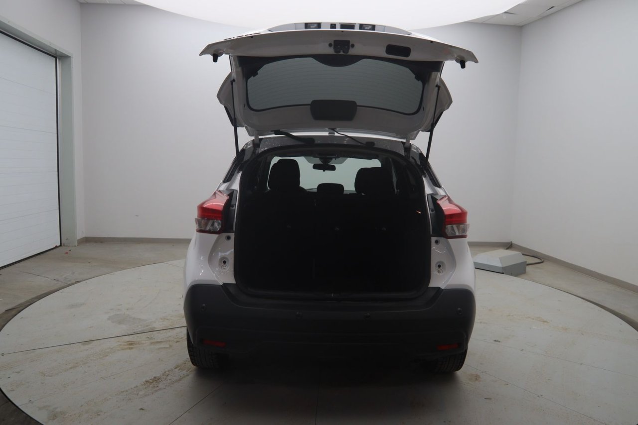 Nissan Kicks S 2020-16