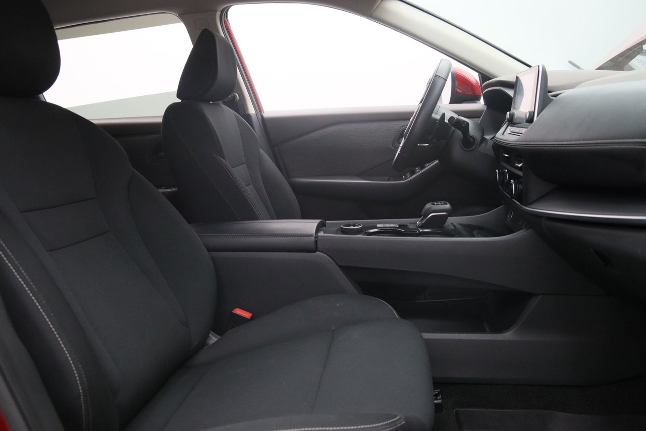 Nissan Rogue S 2023-14