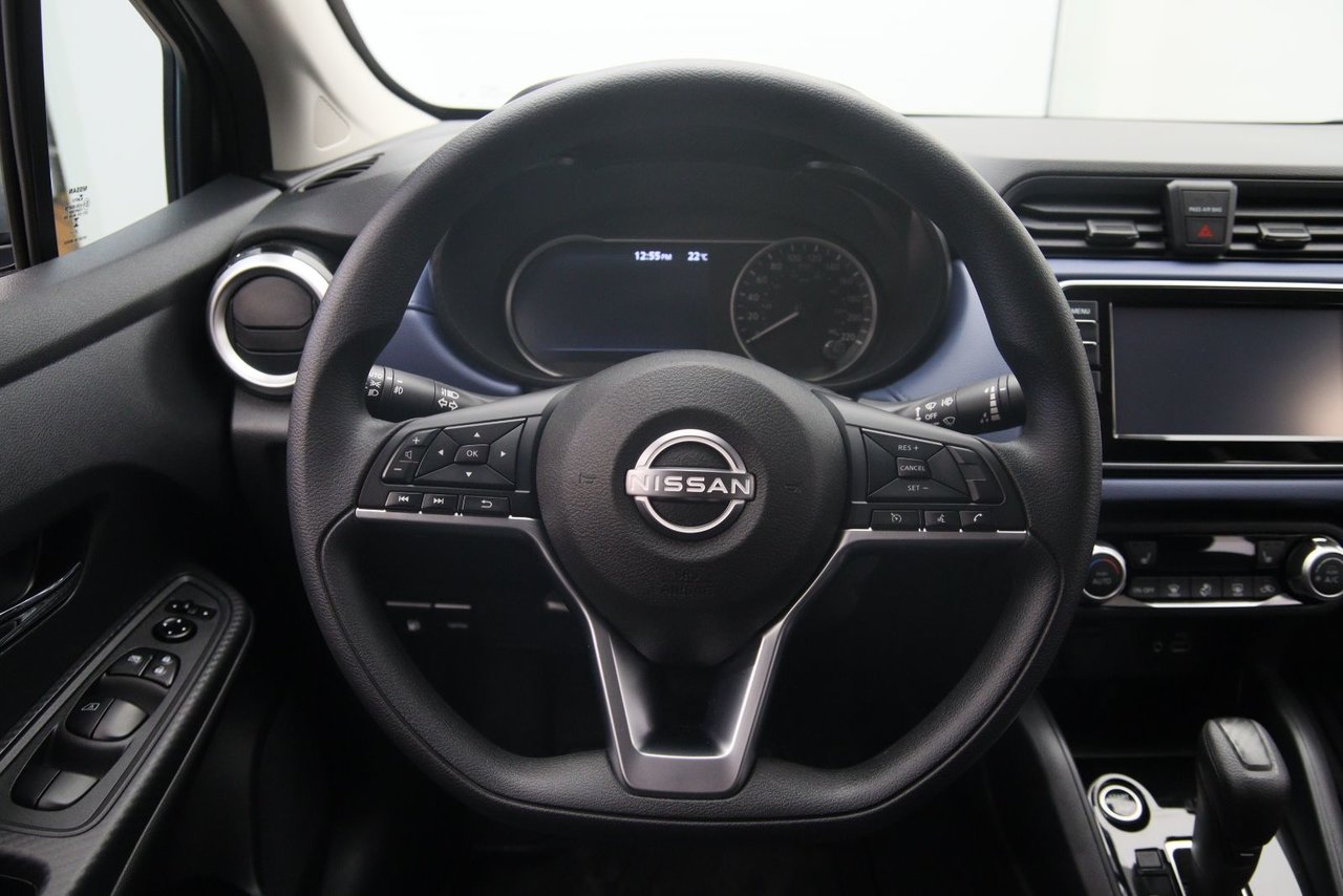 Nissan Versa SV 2024-10