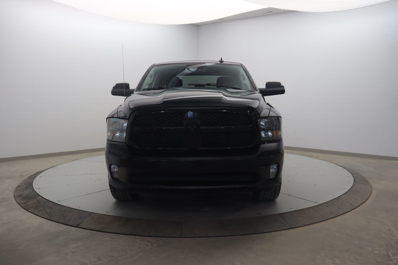 Ram 1500 Classic Express 2019-1