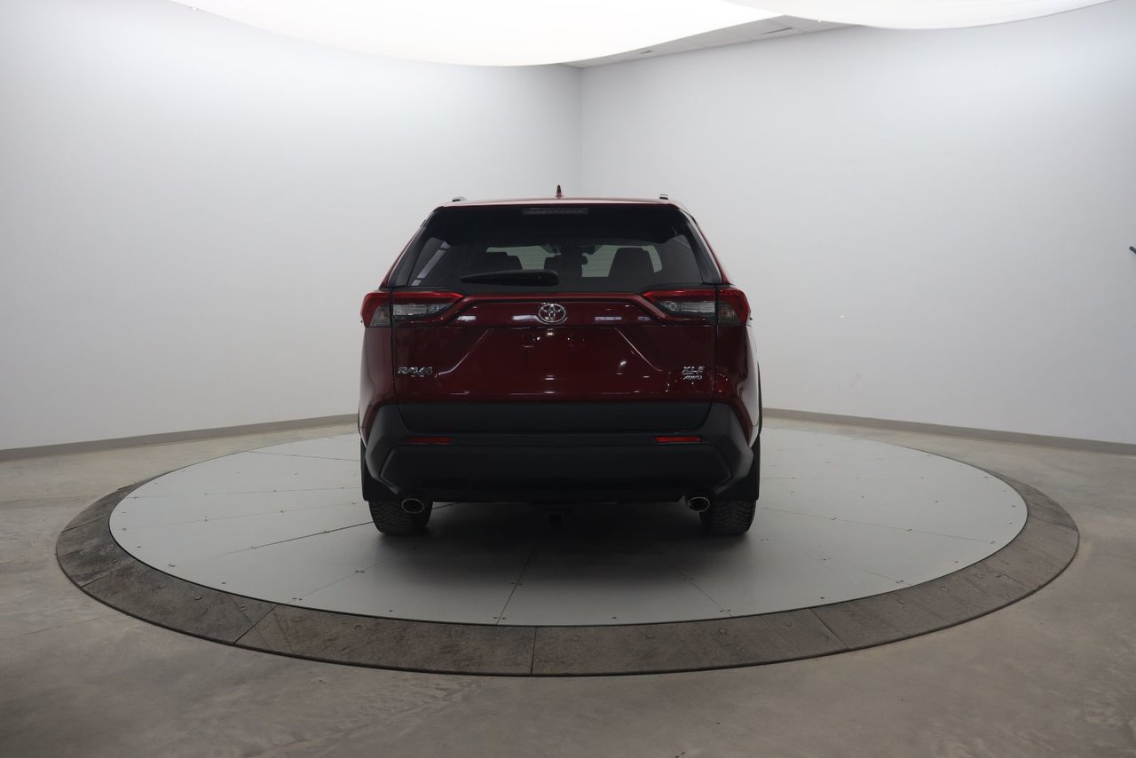 Toyota RAV4 XLE 2019-4