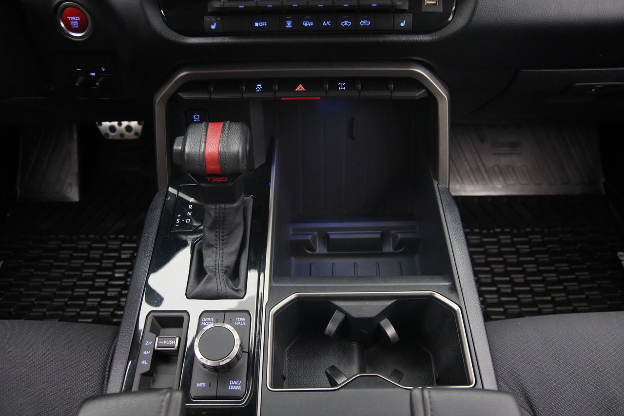 Toyota Tundra SR5 2023-11