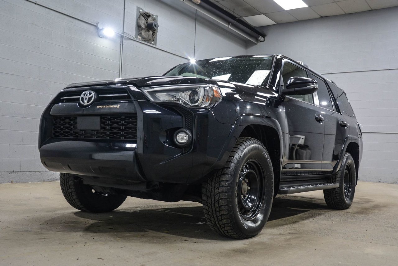 Toyota 4Runner SR5 Premium 4WD 2021