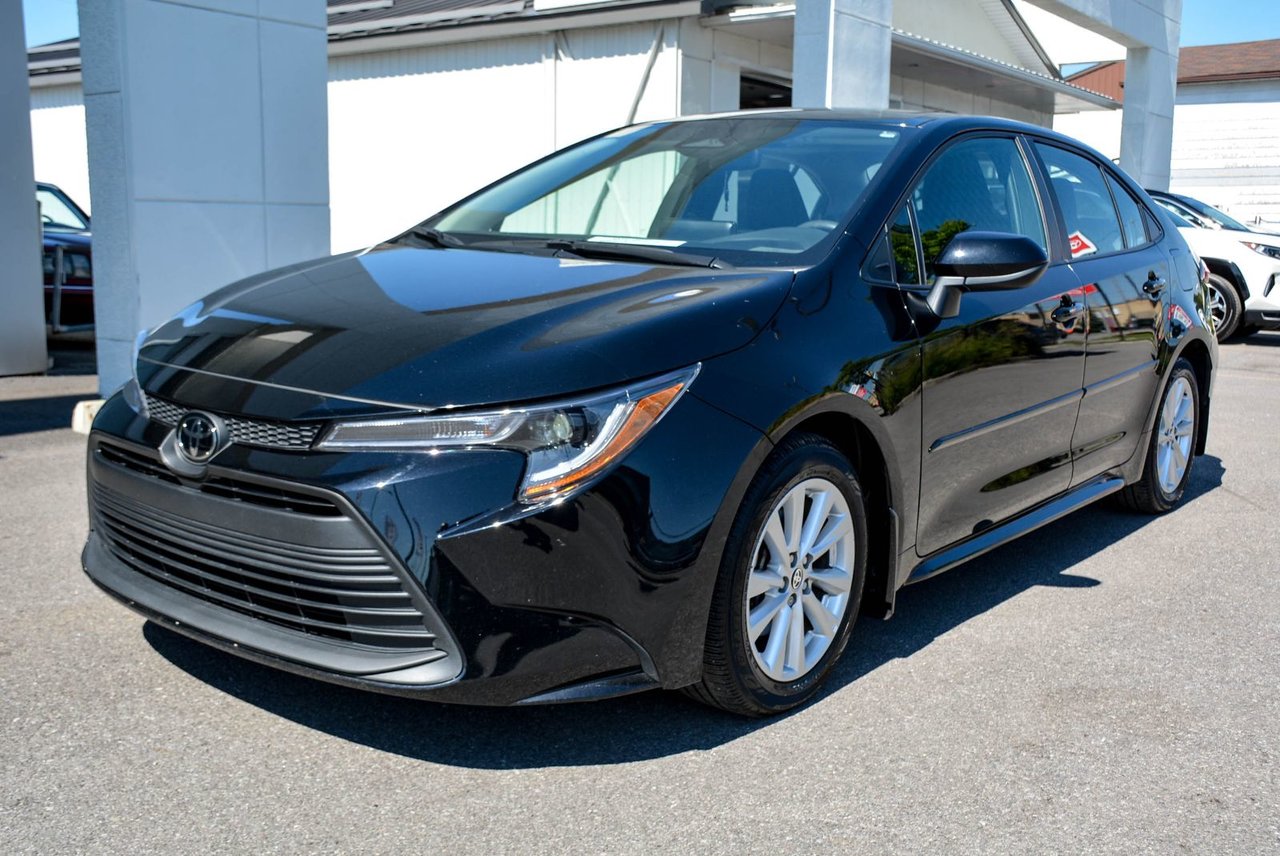 Black (0218 NOIR) 2024 Toyota Corolla Sedan Front-Wheel Drive Automatic
