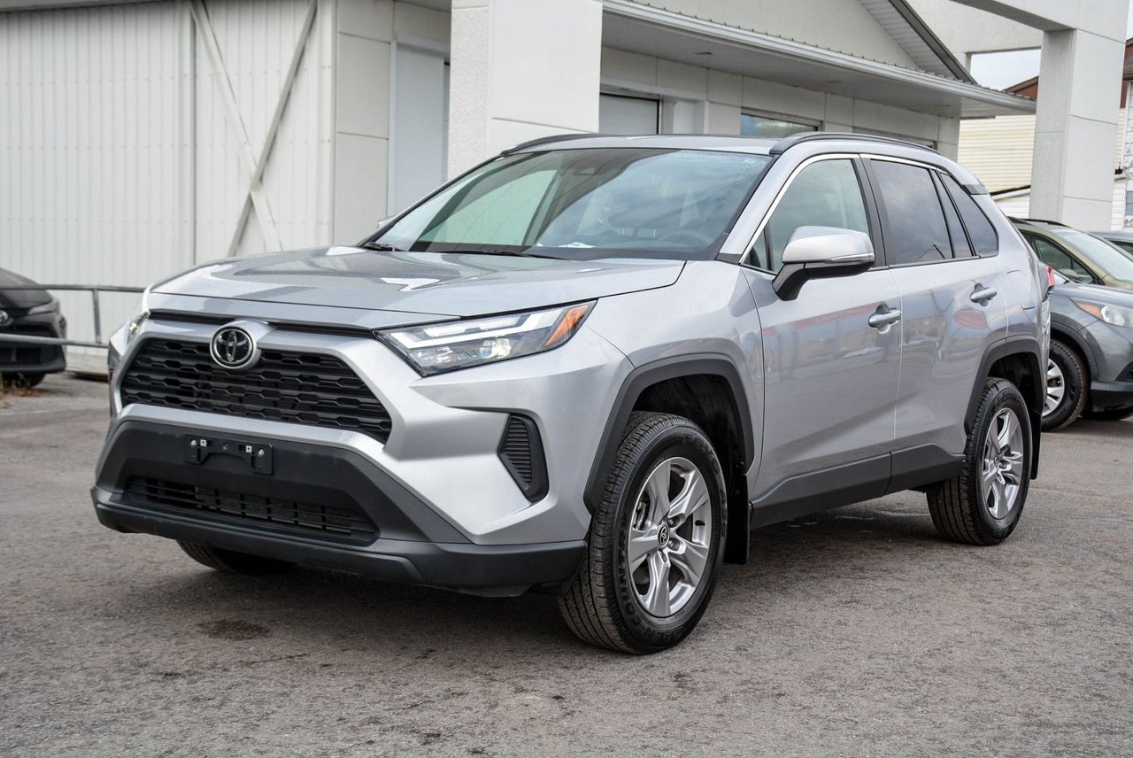 2025 Toyota RAV4 XLE AWD