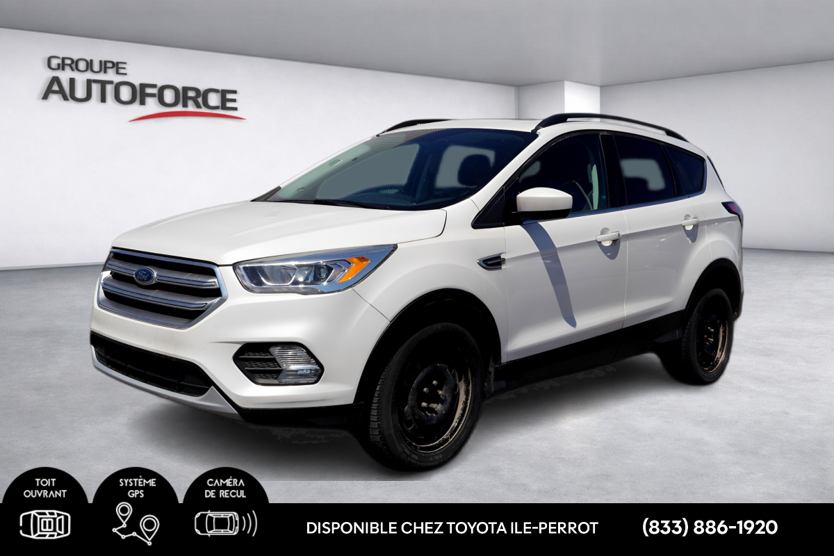 White Platinum Metallic Tri-Coat 2017 Ford Escape SE AWD SUV / Crossover All-Wheel Drive Automatic