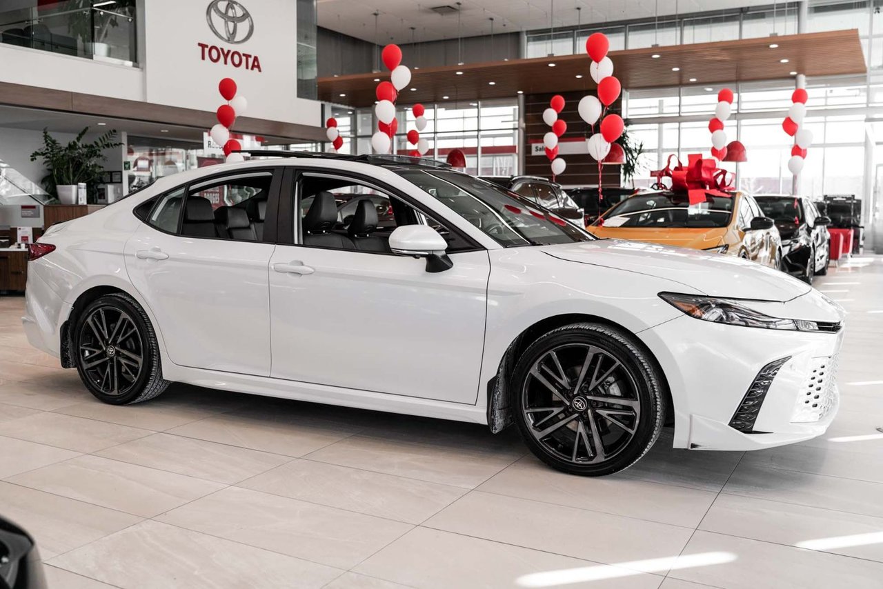 Toyota Camry 2025