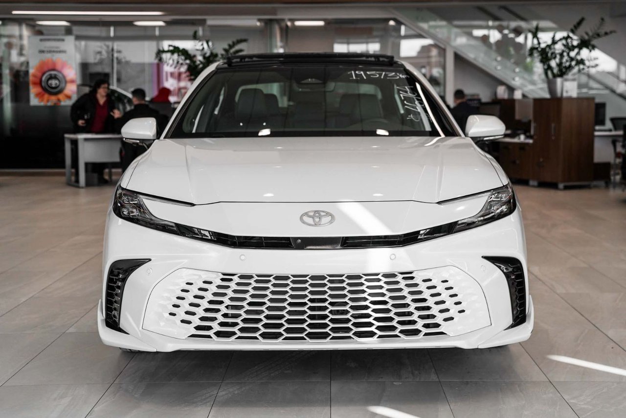 Toyota Camry 2025