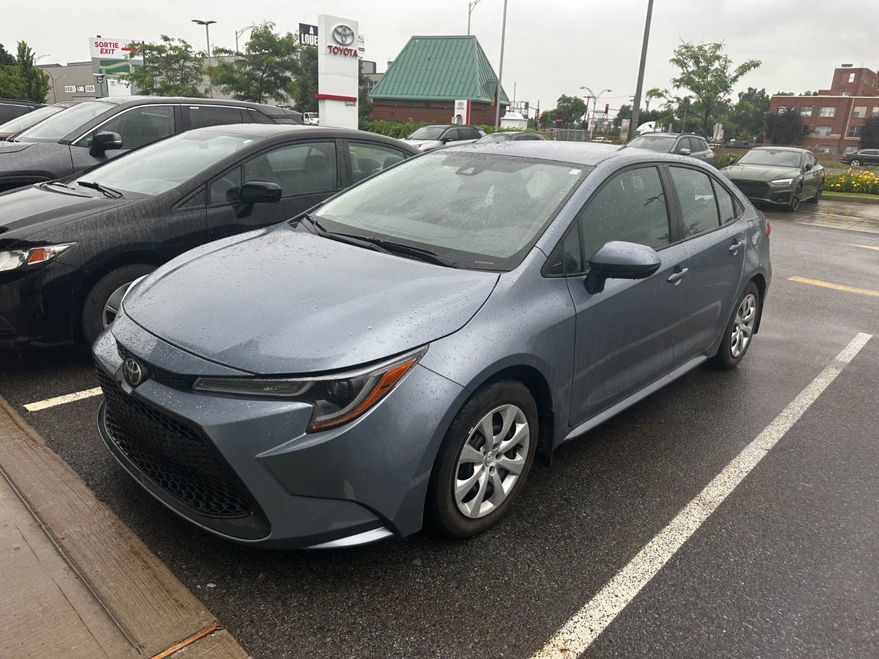 Used 2020 Toyota Corolla with 56,341 km for sale at Otogo Used 2020 Toyota Corolla with 56,341 km for sale at Otogo