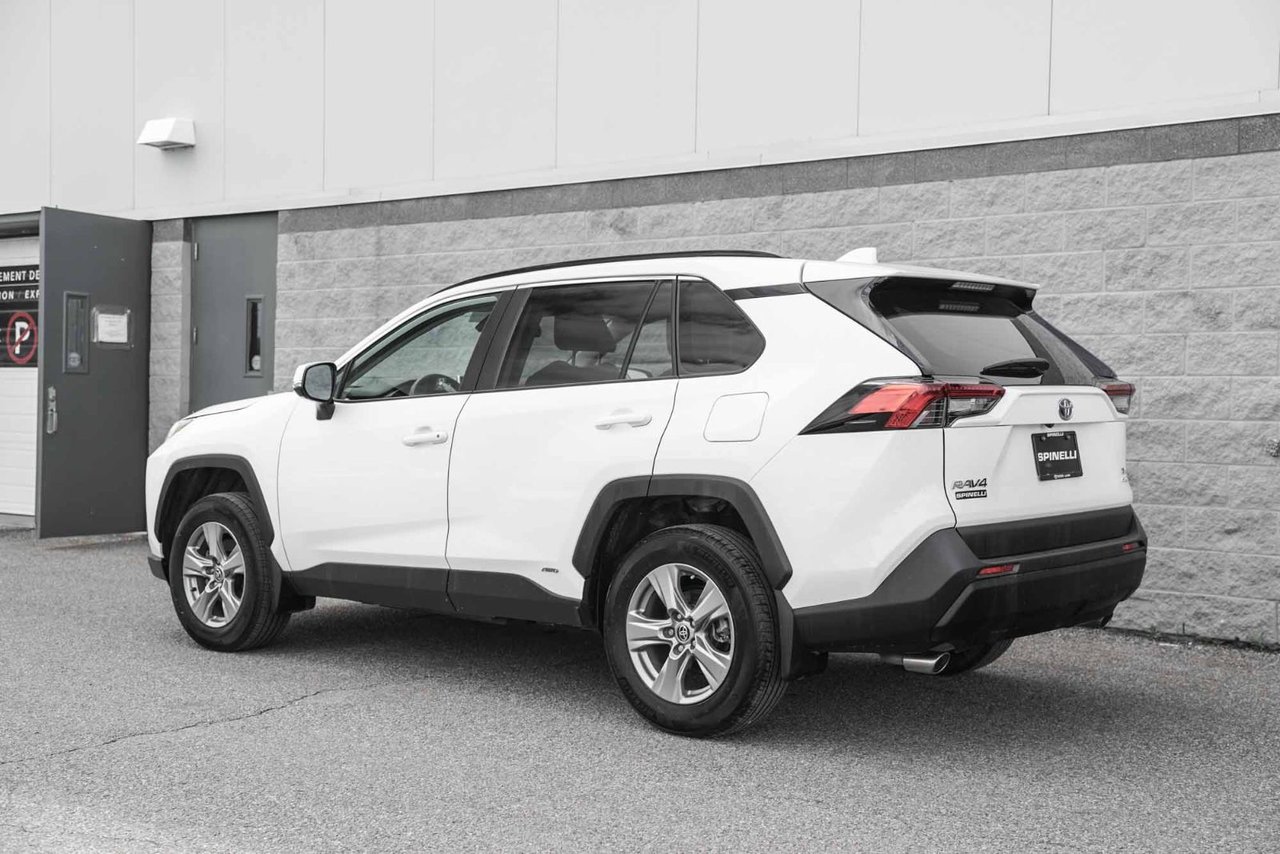 Toyota RAV4 2024