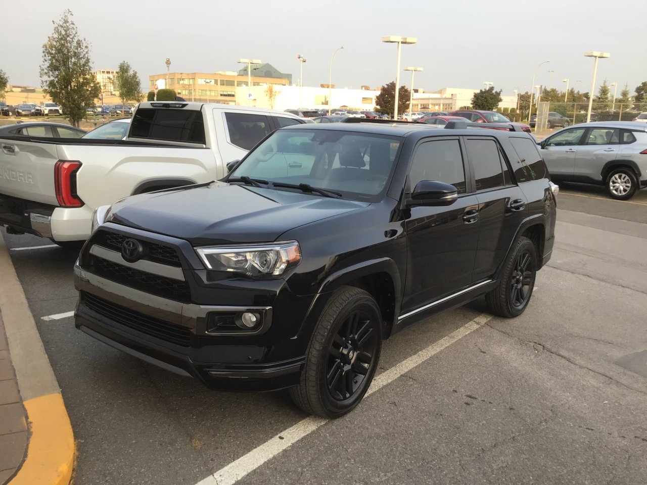 Used 2019 Toyota 4Runner with 166,500 km for sale at Otogo Used 2019 Toyota 4Runner with 166,500 km for sale at Otogo