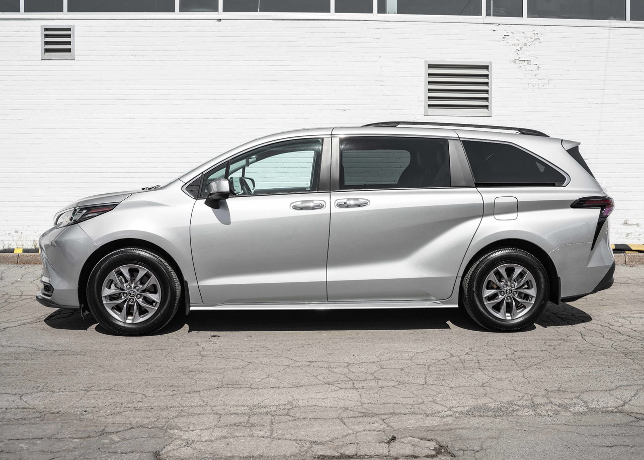 2025 Toyota Sienna