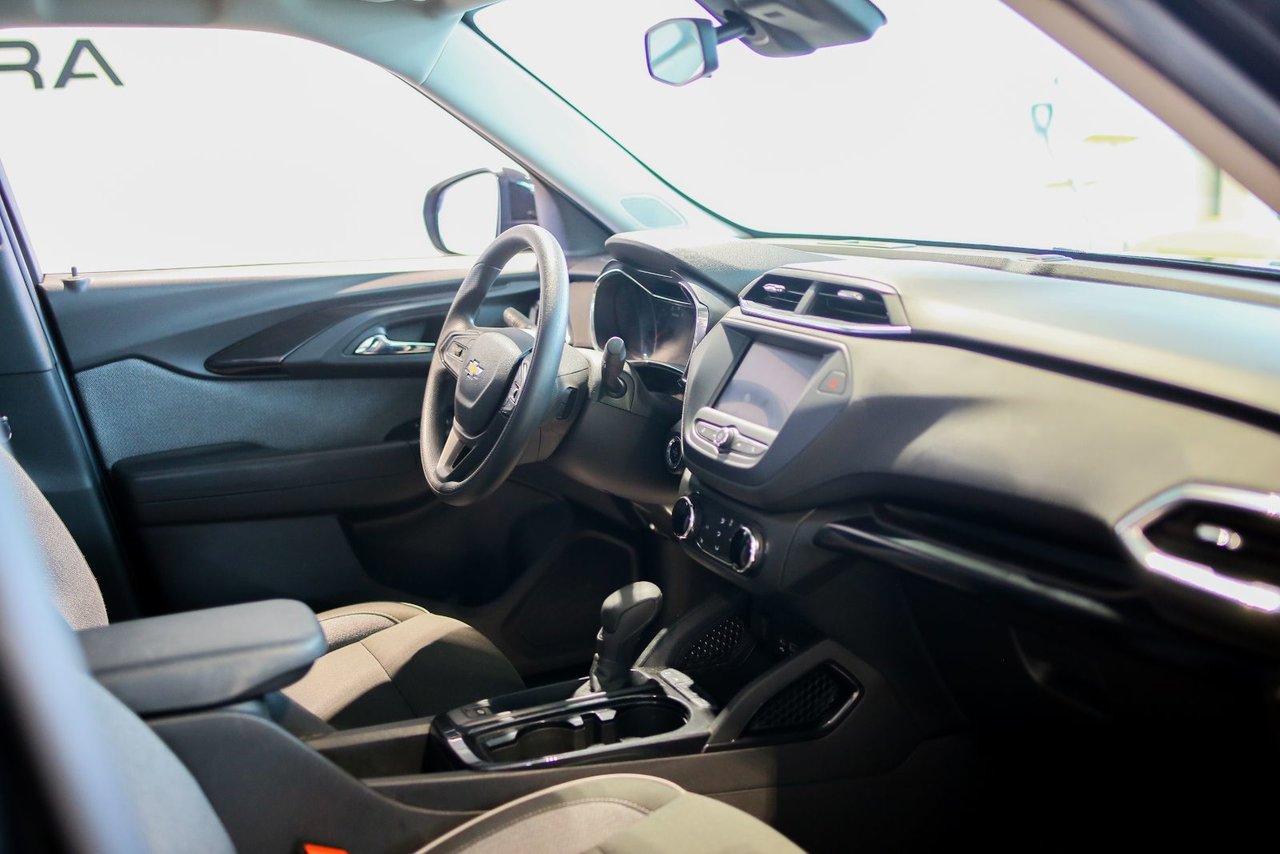 2023 Chevrolet Trailblazer LT-14