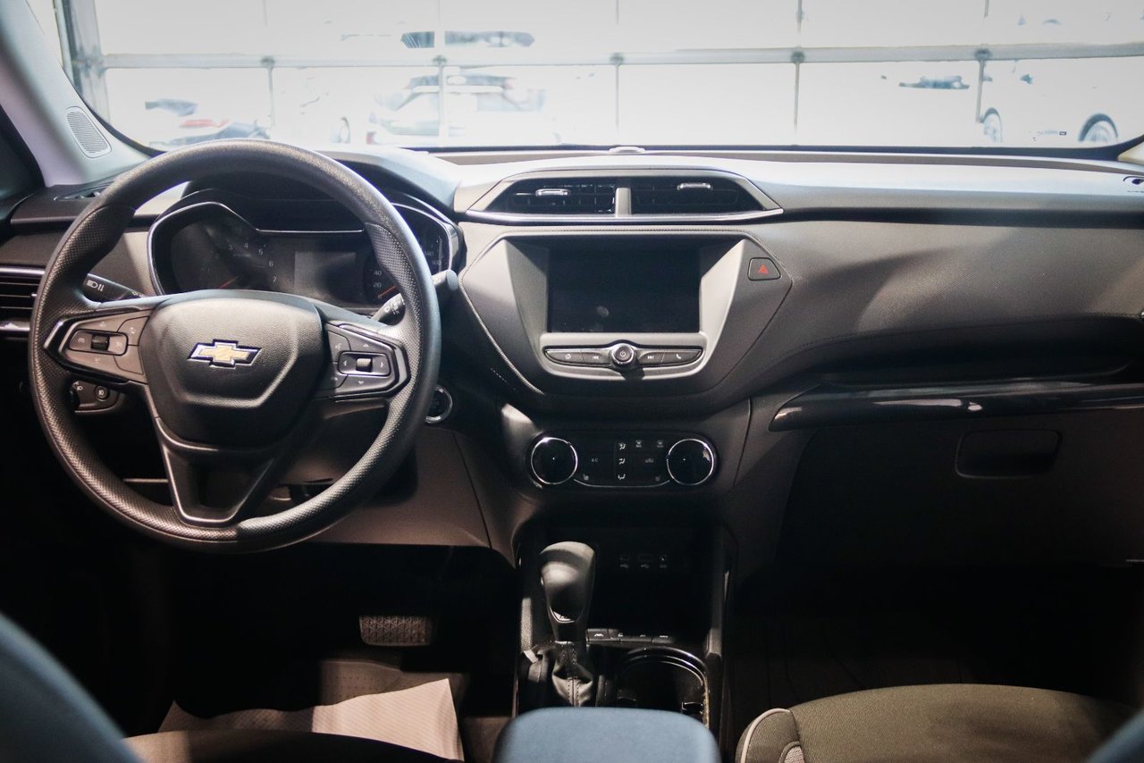 2023 Chevrolet Trailblazer LT-12