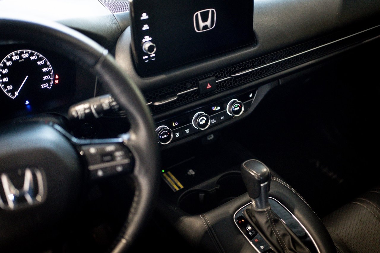 2023 Honda HR-V EX-L Navi-9