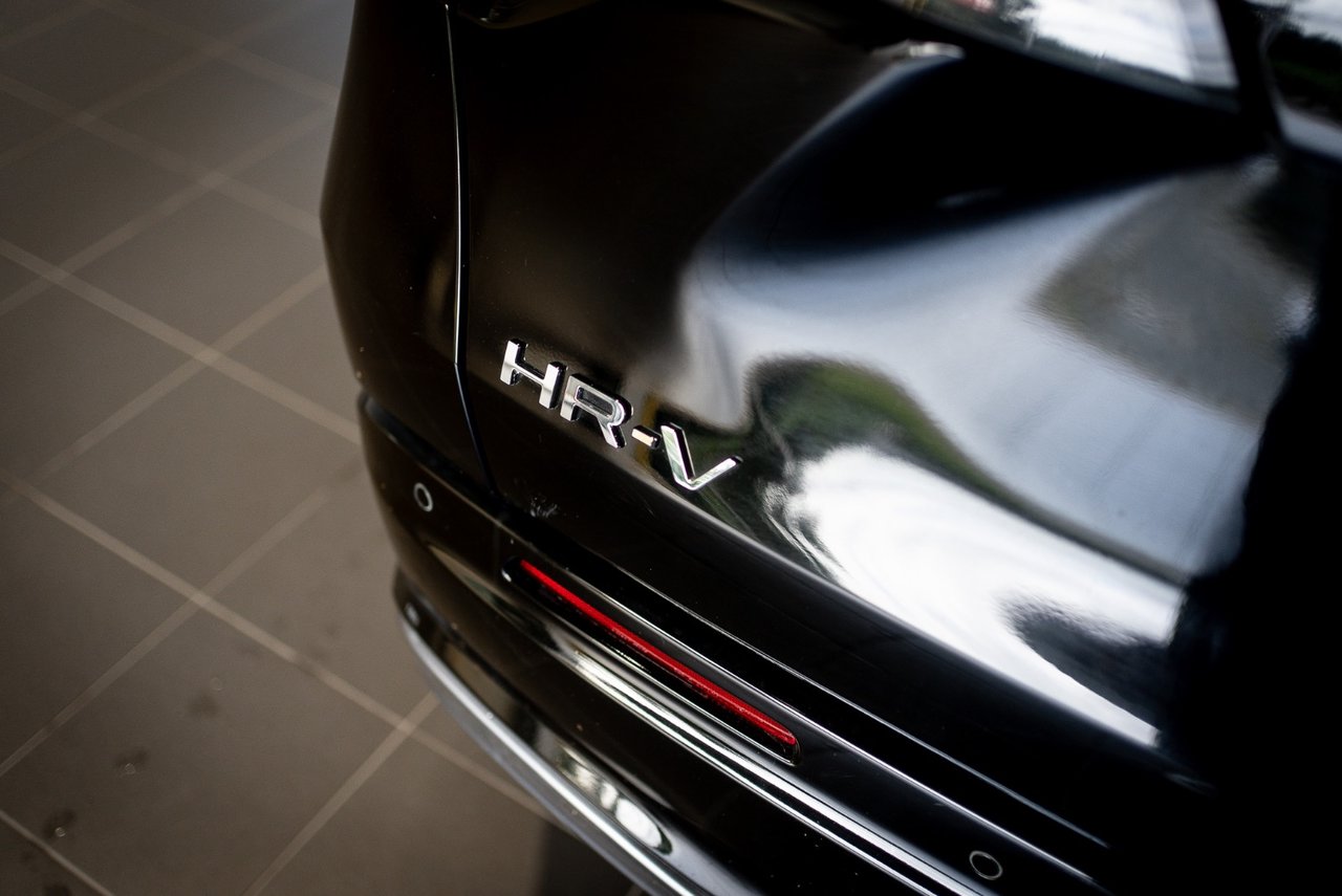 2023 Honda HR-V EX-L Navi-6