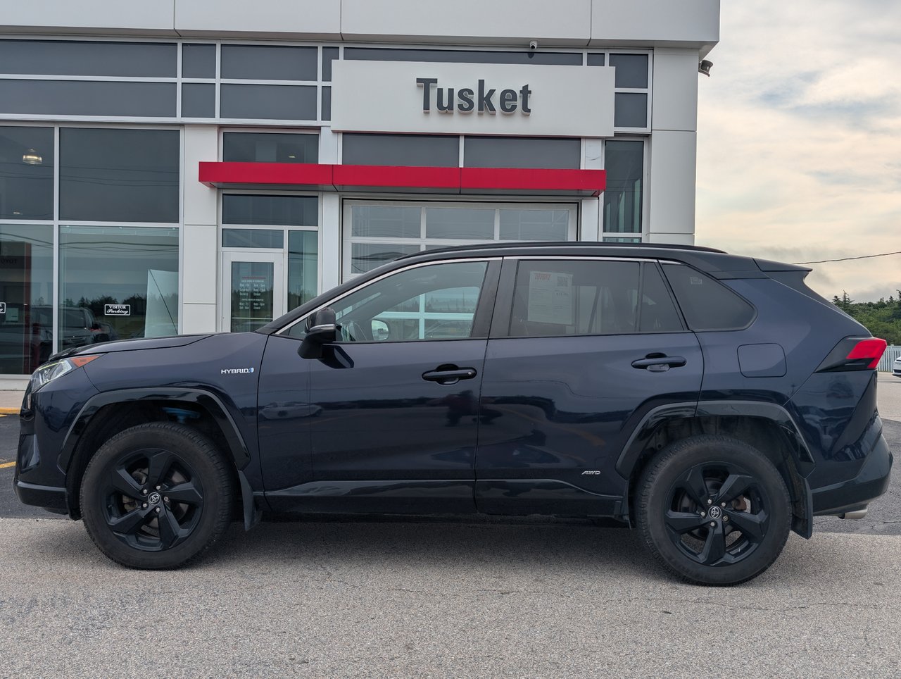 2020 Toyota RAV4 Hybrid XLE AWD