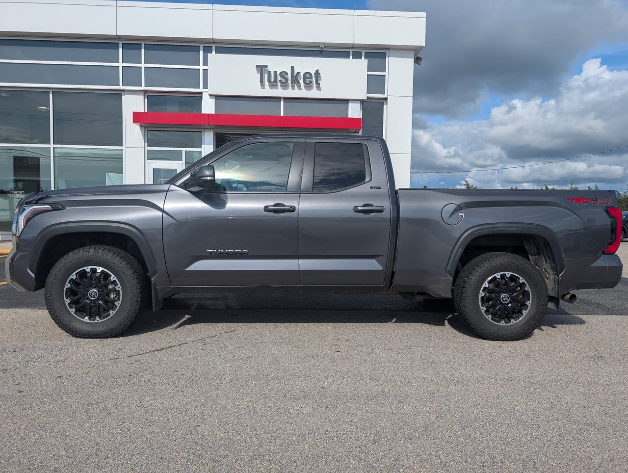 2024 Toyota Tundra SR5 Double Cab 4WD