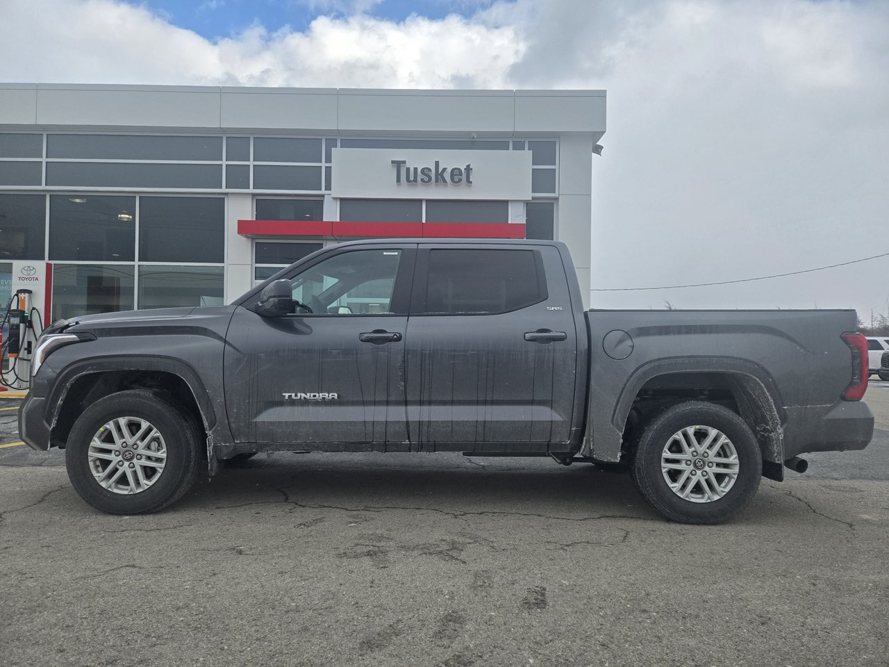 2026 Toyota Tundra SR5 CrewMax Cab 4WD