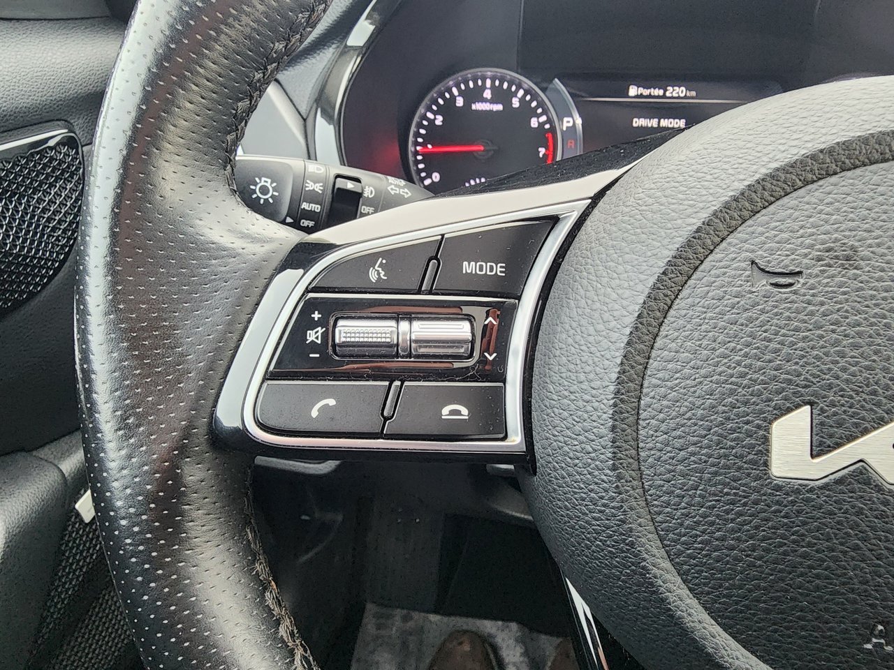 Kia Seltos SX Turbo AWD w-Black Interior 2022