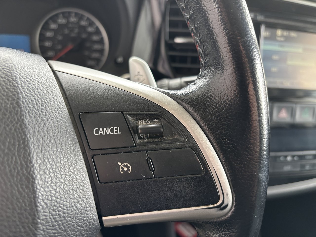 Mitsubishi Outlander 4WD 4dr SE 2015