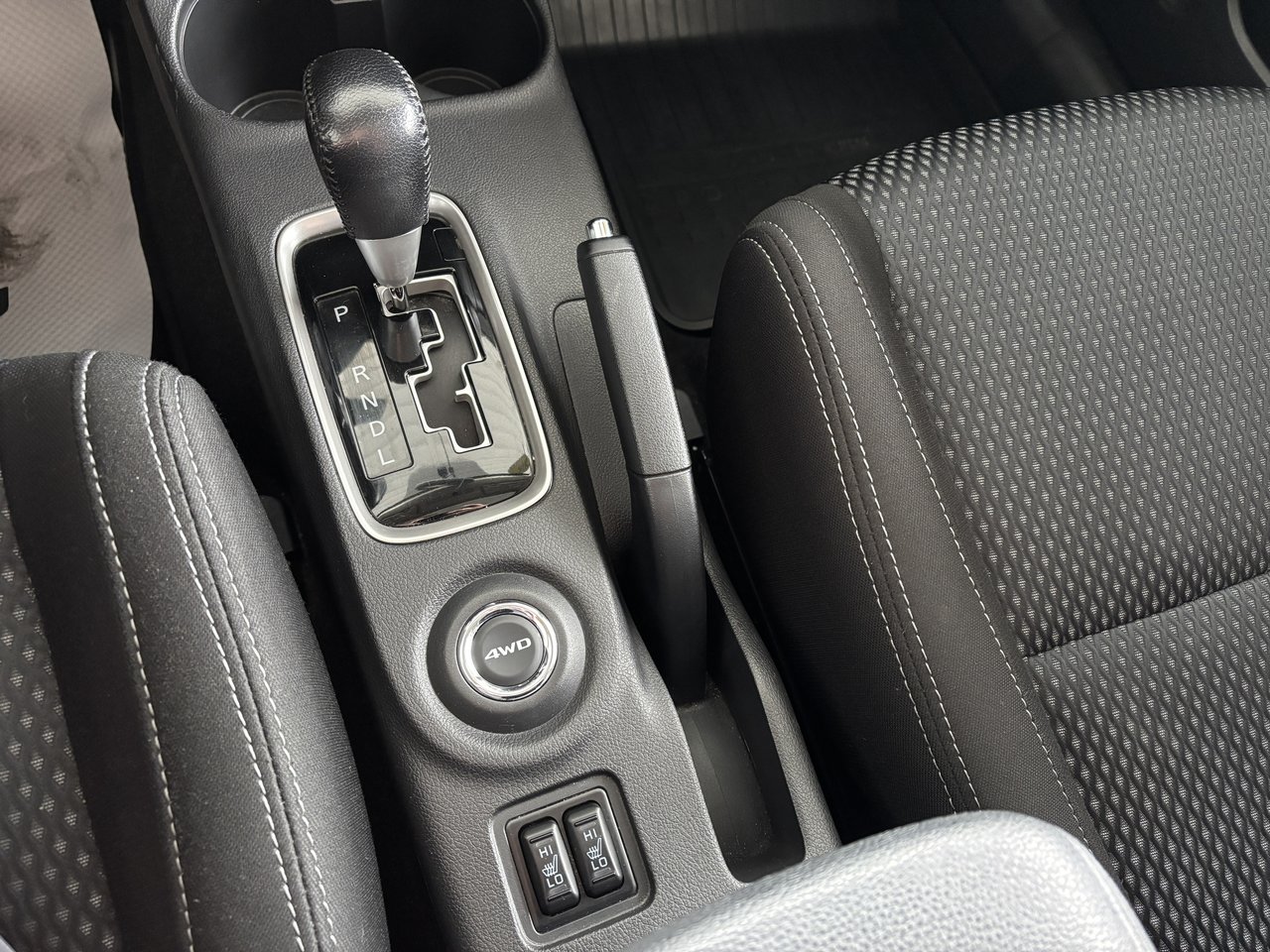 2016 Mitsubishi Outlander AWC 4dr SE