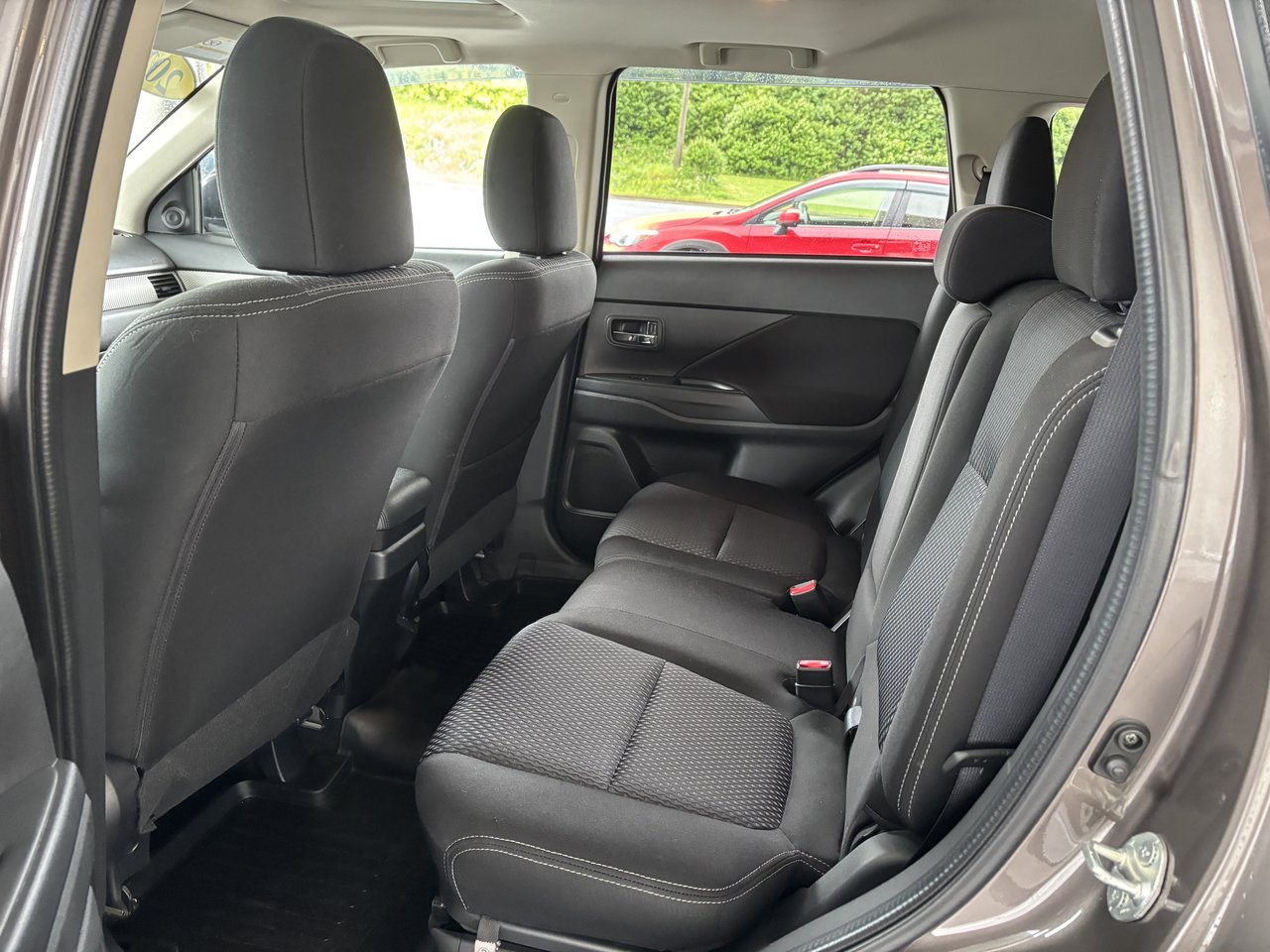 2016 Mitsubishi Outlander AWC 4dr SE