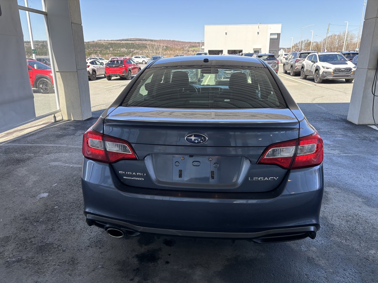 2018 Subaru Legacy 2.5i Touring CVT