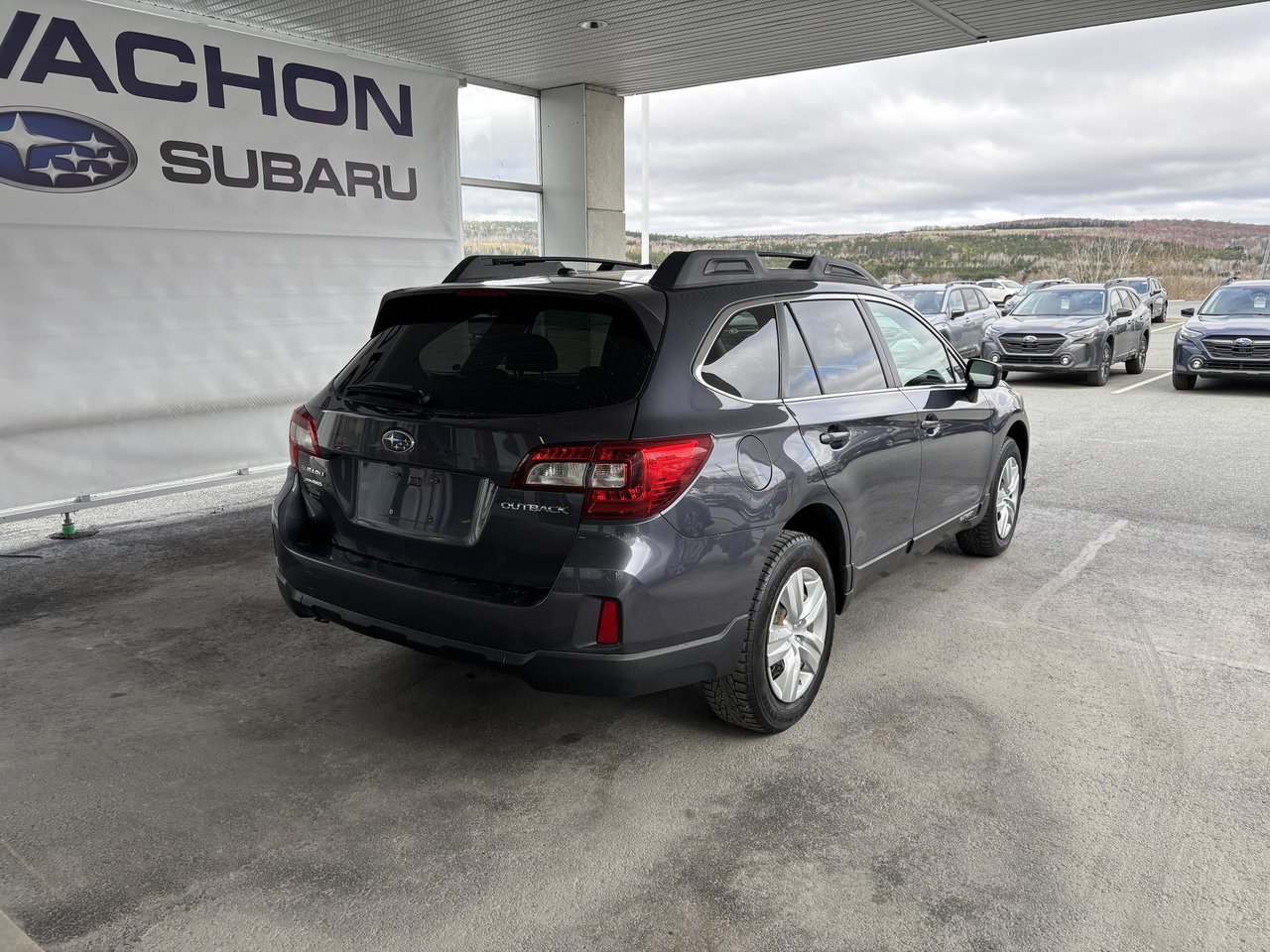 Subaru Outback 5dr Wgn CVT 2.5i 2015