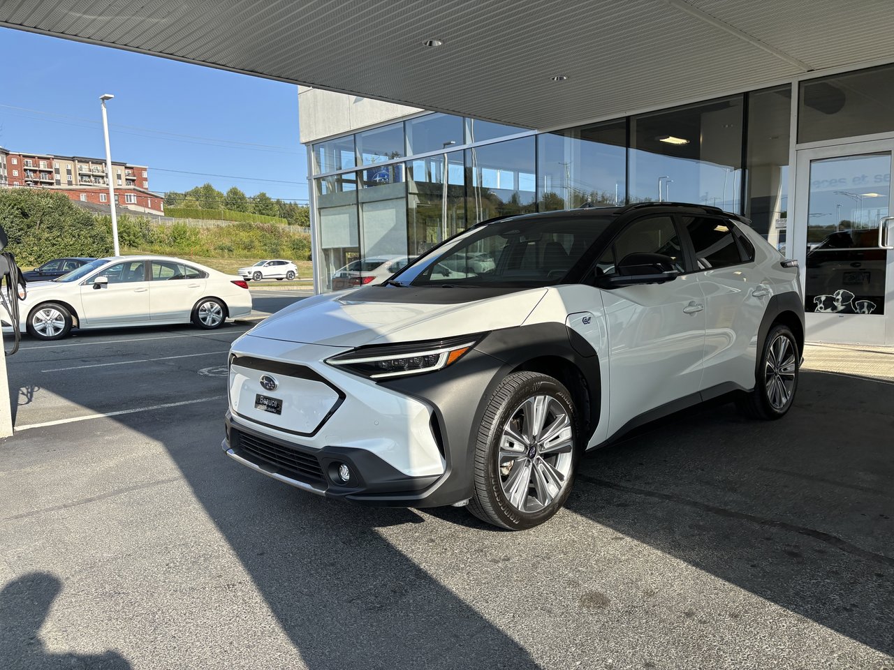 2024 Subaru Solterra AWD w-Luxury Package