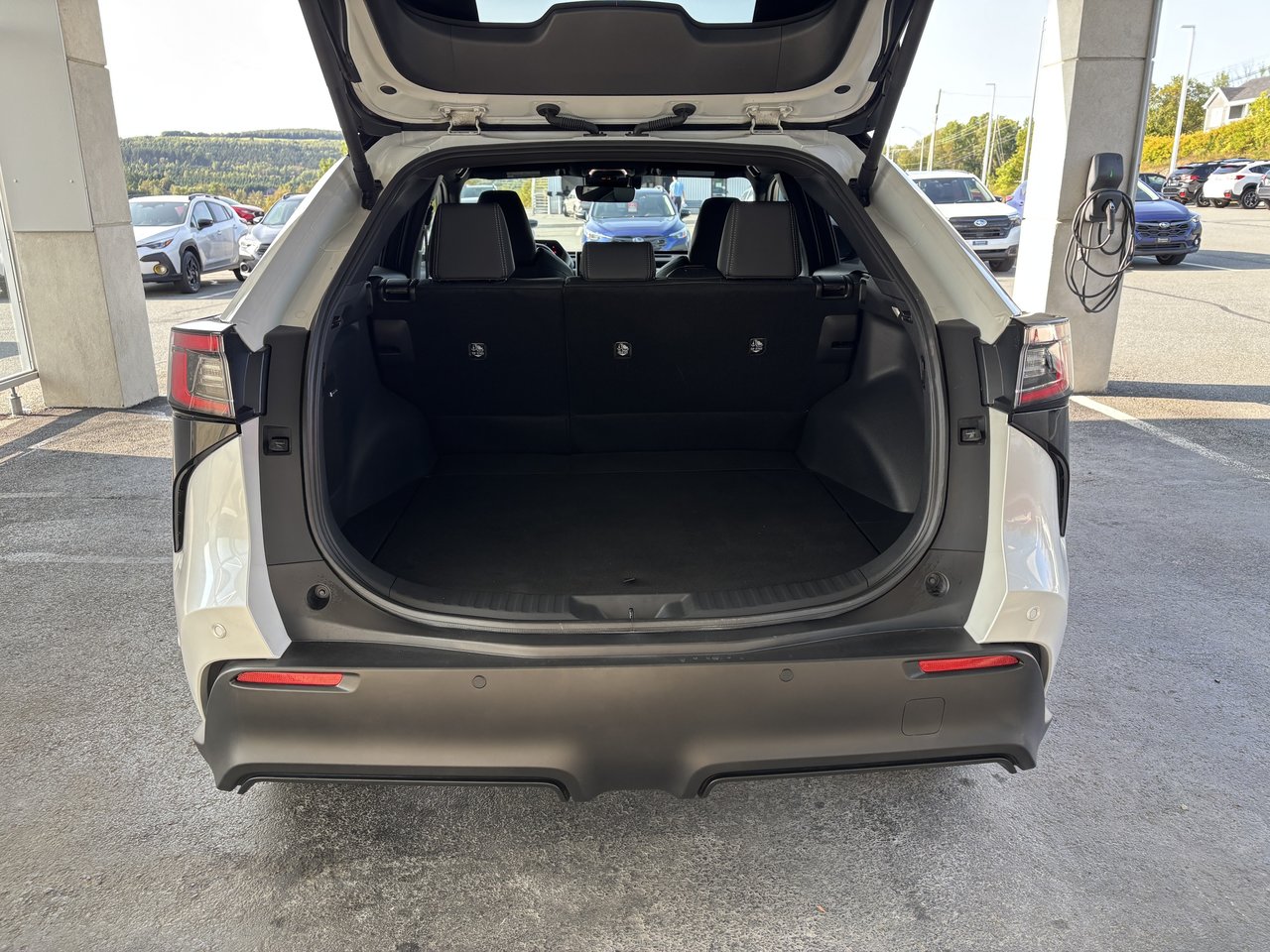 2024 Subaru Solterra AWD w-Luxury Package