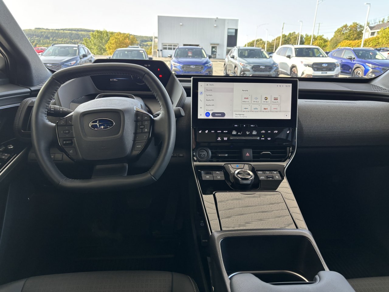 2024 Subaru Solterra AWD w-Luxury Package