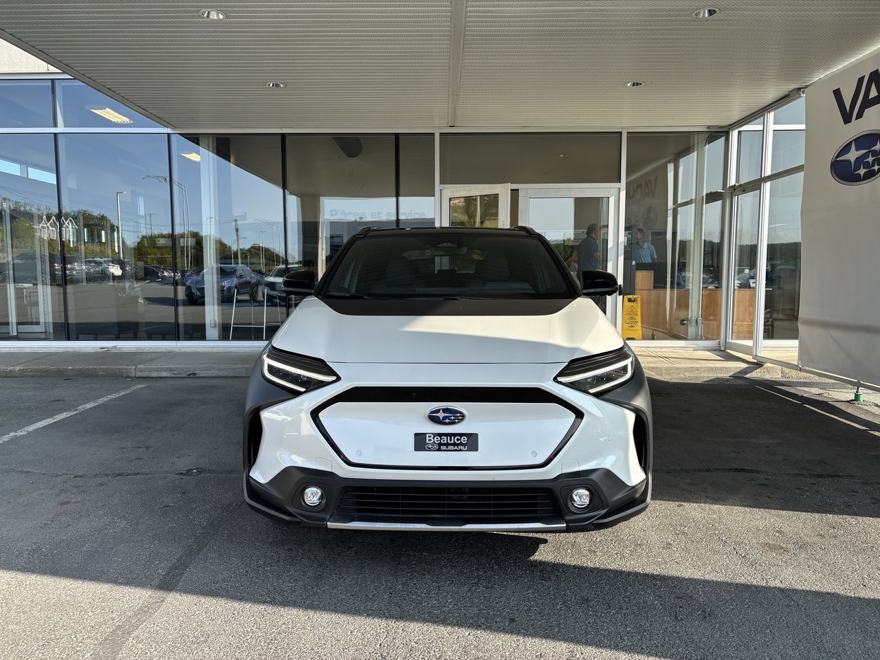 2024 Subaru Solterra AWD w-Luxury Package