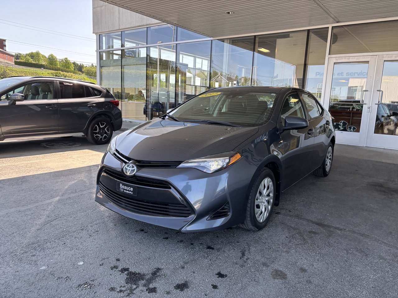 Toyota Corolla 4dr Sdn CVT LE 2017