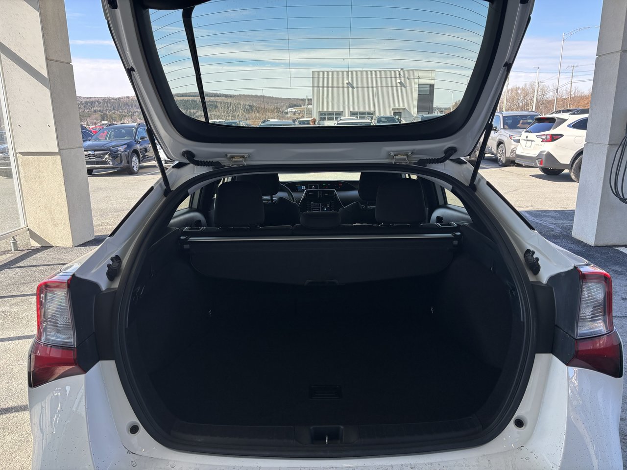 2022 Toyota Prius FWD